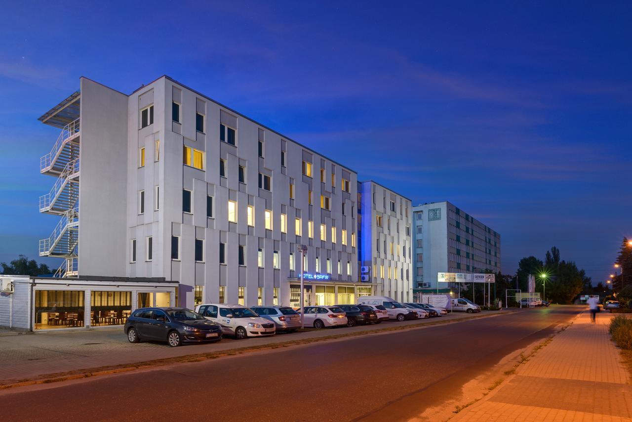 Hotel Safir Познань Екстер'єр фото