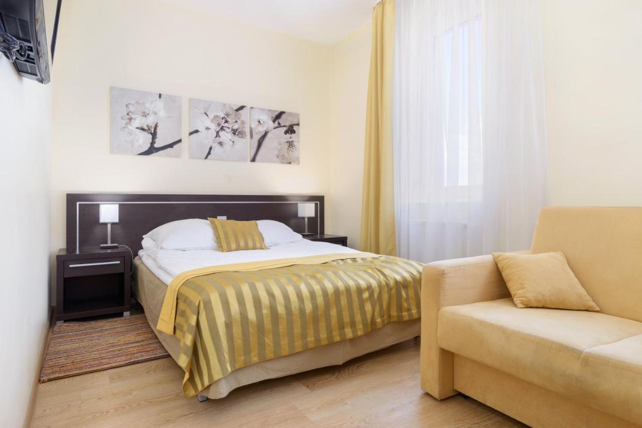 Hotel Safir Познань Екстер'єр фото