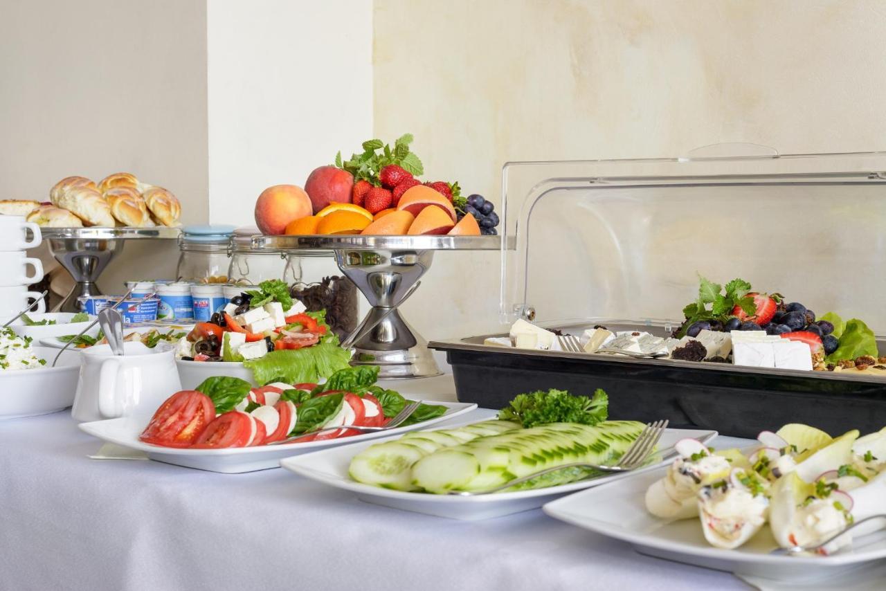 Hotel Safir Познань Екстер'єр фото